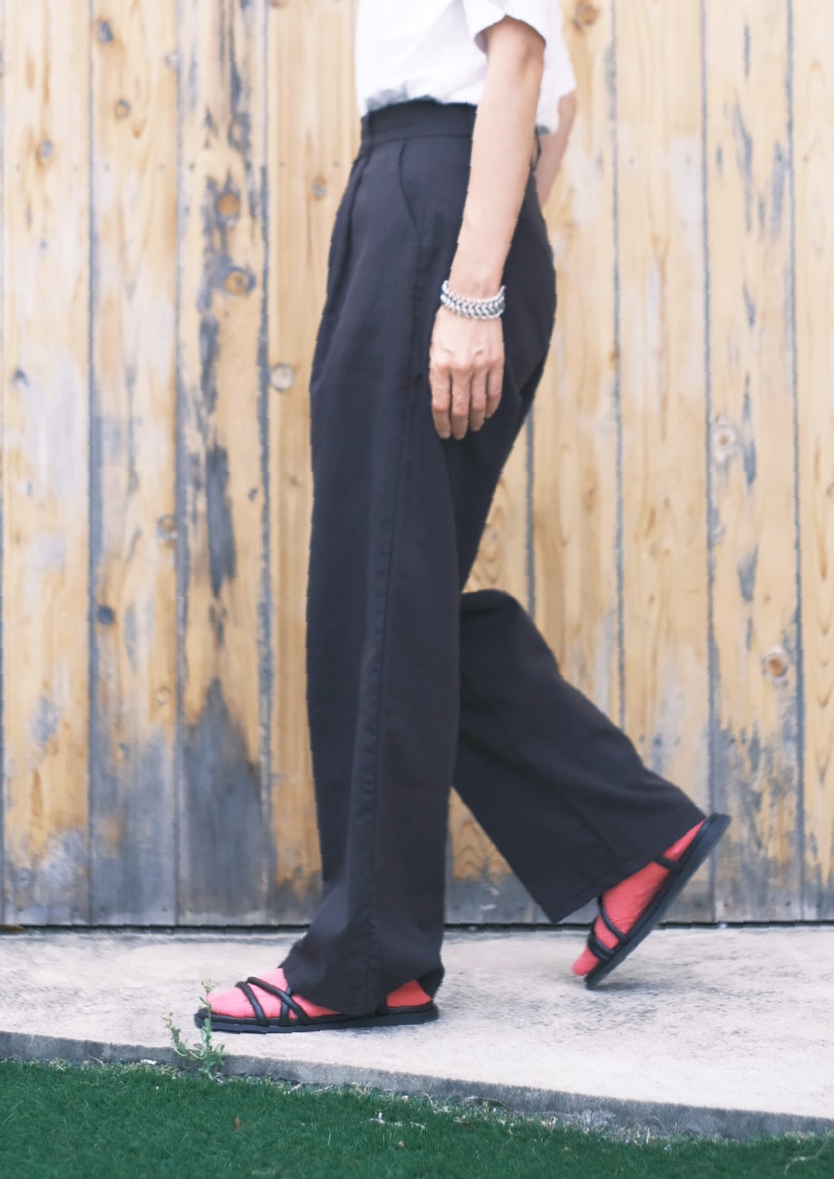 エンボスピンク